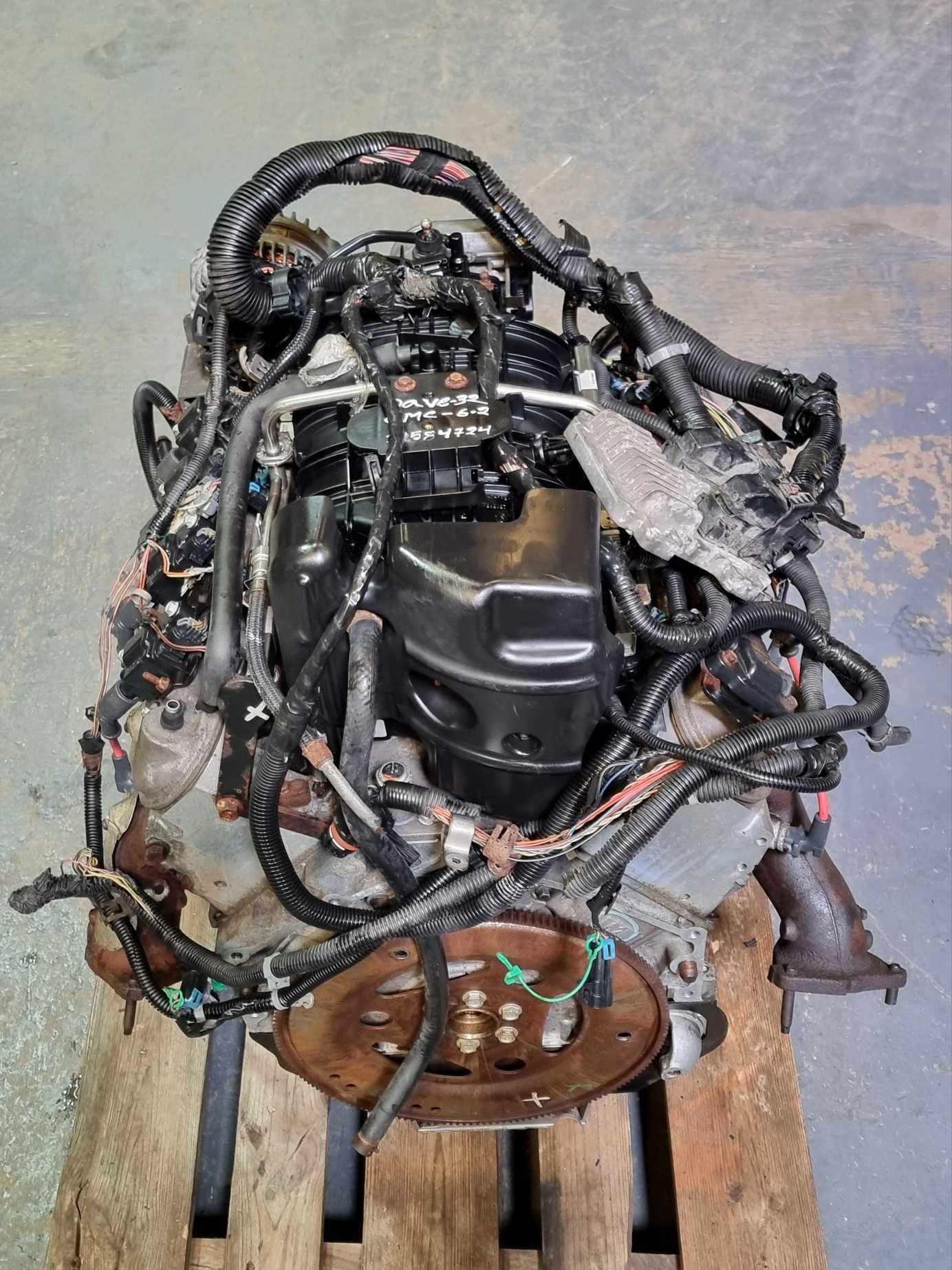 CHEVY 6.2L L92 V8 Complete engine - Image 4