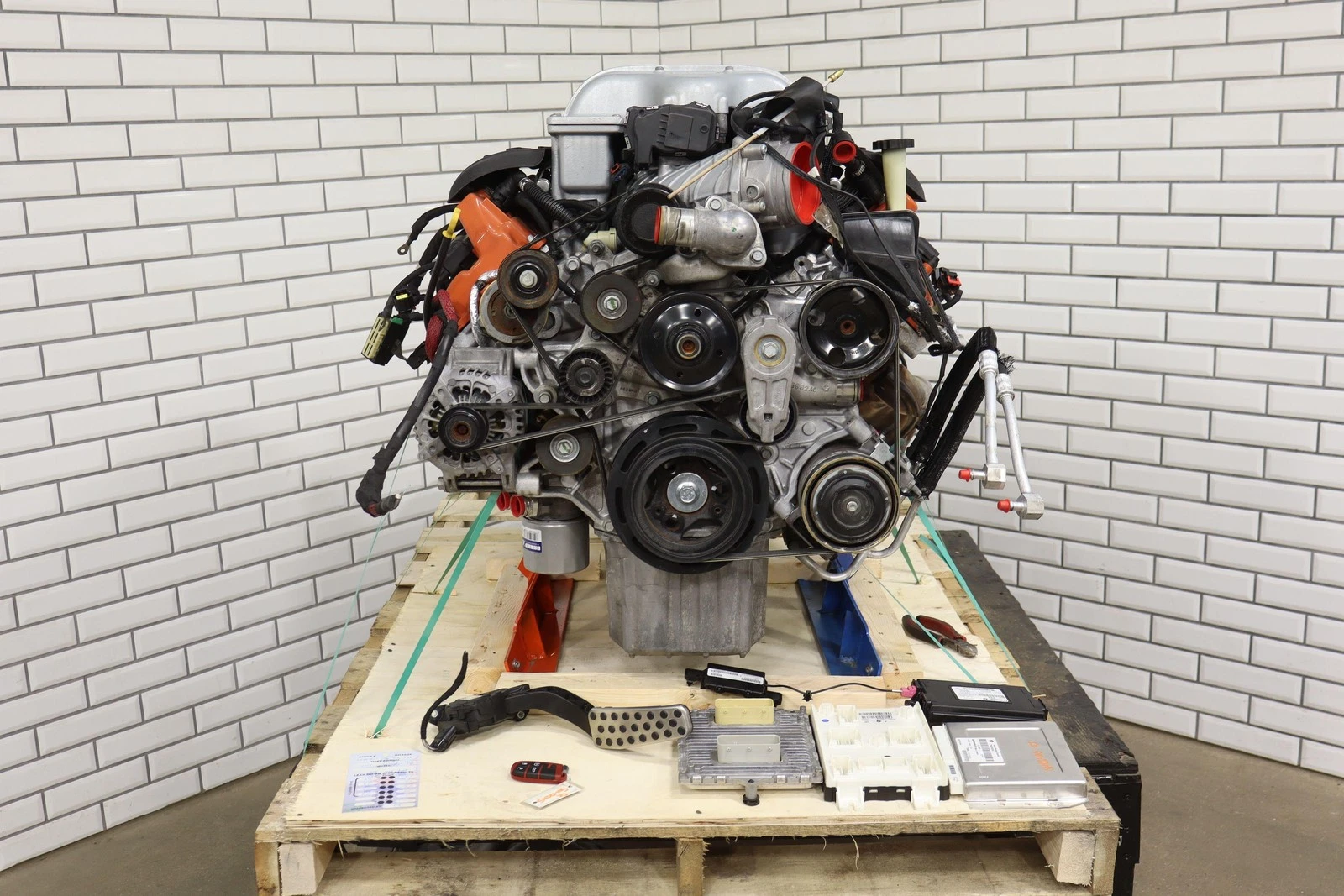 Hellcat 6.2L Supercharged Engine/Trans/Harness/ECU/Red Key Complete Swap